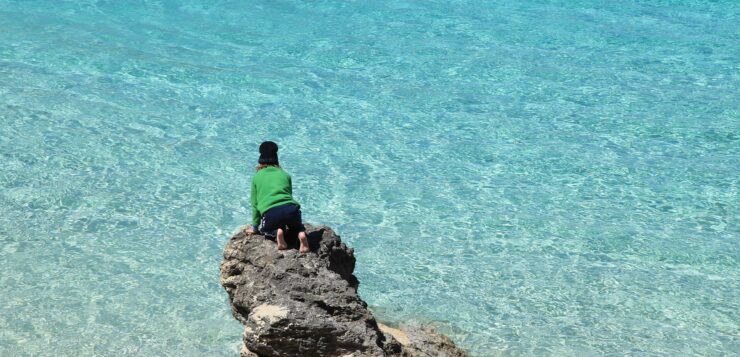Modrá laguna Comino u Malty – křišťálově čistá voda Středozemního moře