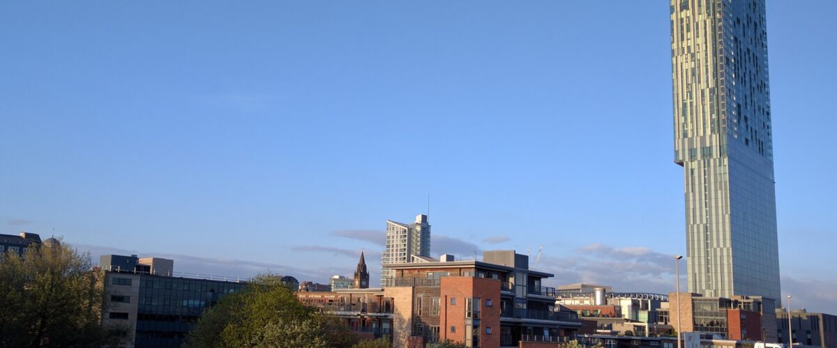 Letenky do Manchesteru – panorama města s věží Beetham Tower
