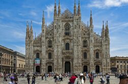 Levné letenky z Bratislavy do Milána – katedrála Duomo v Miláně